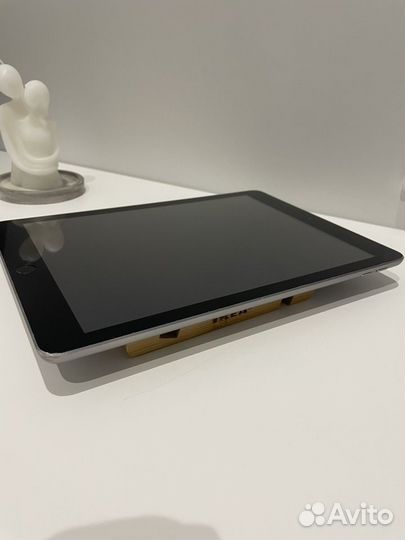 iPad 6 поколения 2018 32GB