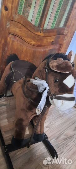 Конь качалка