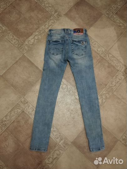 Джинсы женские
