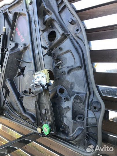 Стеклоподъемник передний правый Mercedes-Benz