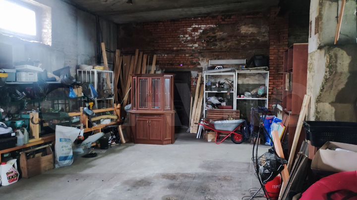 Здание, 260 м²