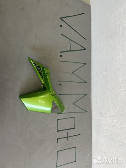 Пластик накладка правая Kawasaki Z1000 2010-2013