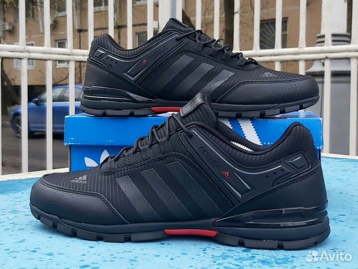 Кроссовки Adidas Terrex непромокаемые