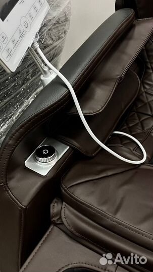 Массажное кресло