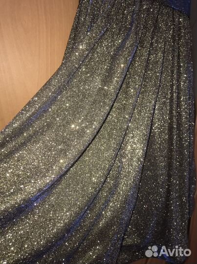 Платье вечернее