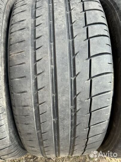 Triangle TH201 Sportex 235/45 R18