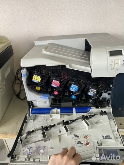 HP Cp 3525n цветной лазерный принтер