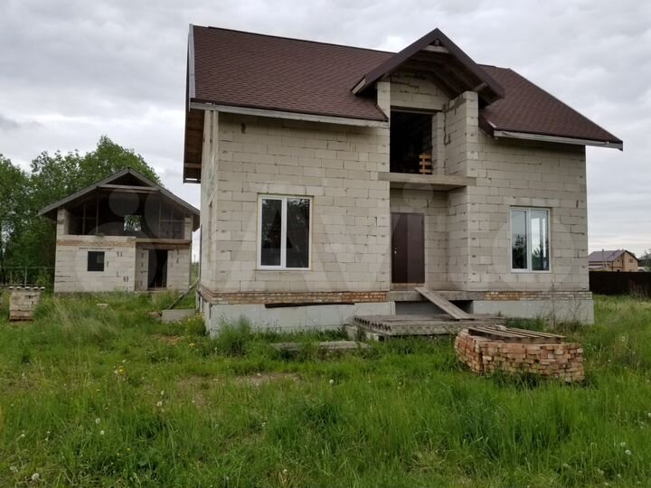 Коттедж 200 м² на участке 15 сот.