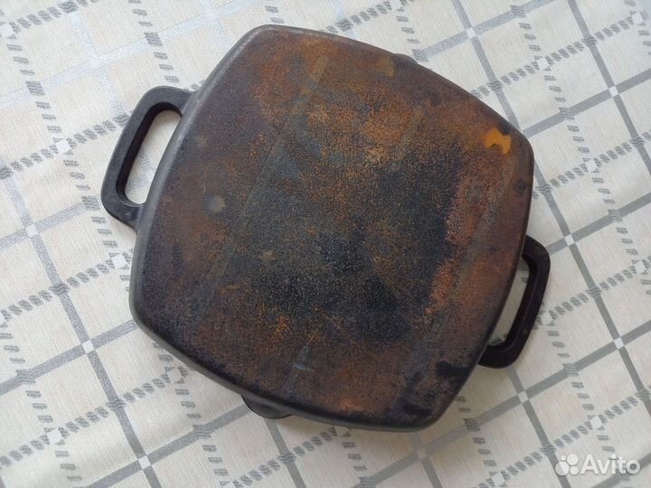 Чугунная сковорода гриль 26 см