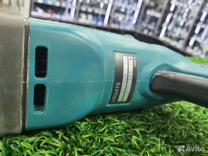 Перфоратор электрический Makita HR2470 (пр103)