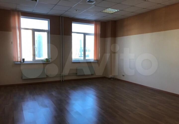 Аренда особняка 4221 м2