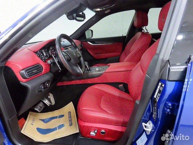 Maserati Levante 3.0 AT, 2022, 9 400 км
