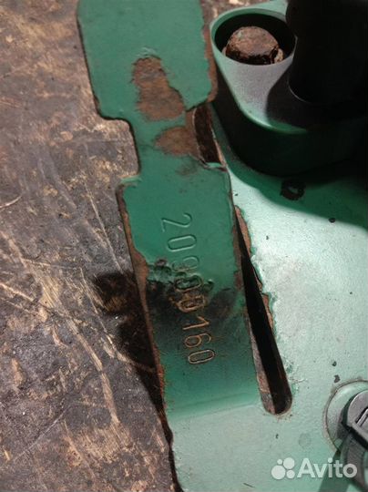 Кронштейн воздухопроводов рамы Volvo 20900160