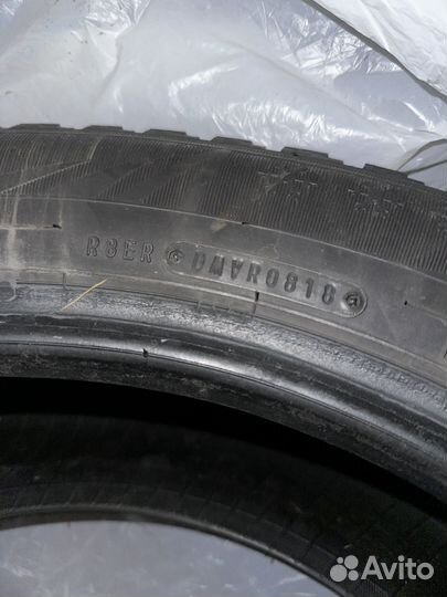 Dunlop Grandtrek Ice 02 215/60 R17 100T