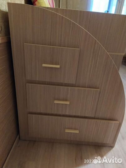 Детская кровать,комод,горка,лесенка