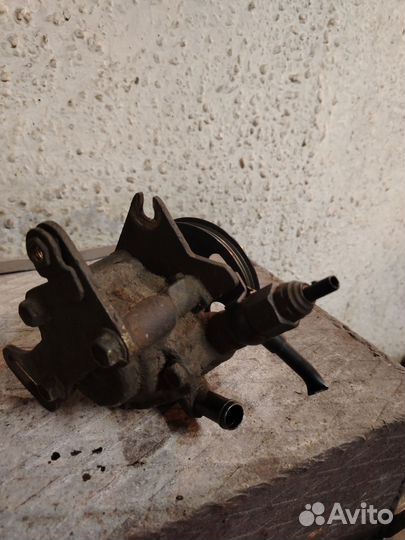 Гидроусилитель руля на Toyota Camry Gracia