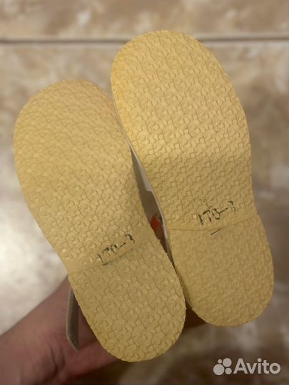 Сандали для девочки 28р