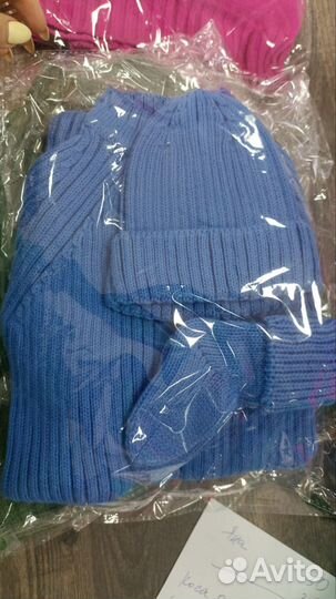 Вязаный комбинезон для новорожденного