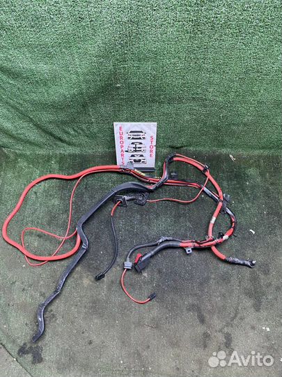 Плюсовой провод аккумулятора на BMW X5 (E70)