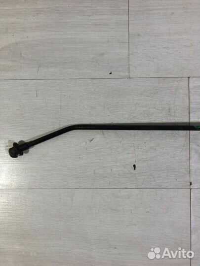 Держатель капота toyota corolla E150 1.6 мт седан