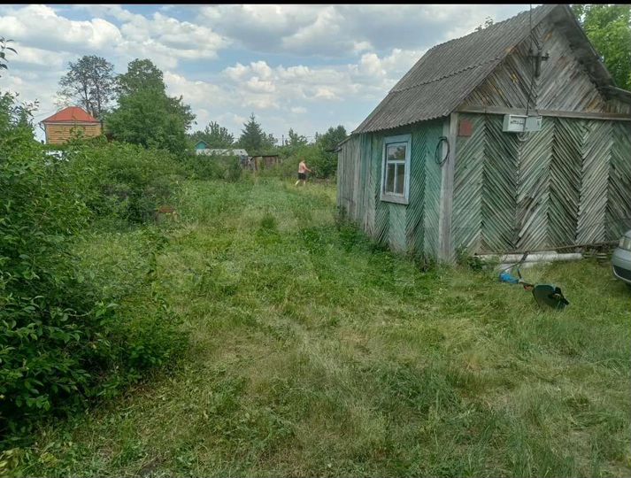 Дача 20 м² на участке 6 сот.