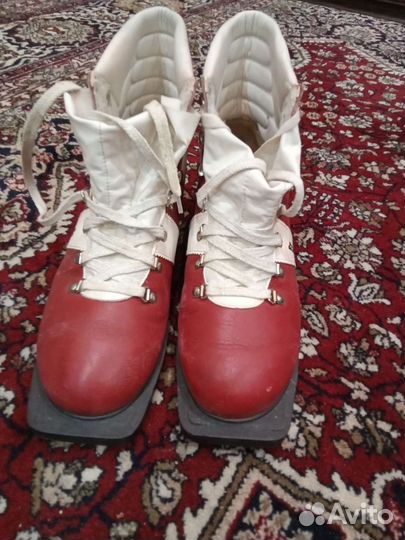 Лыжные ботинки botas 27.5