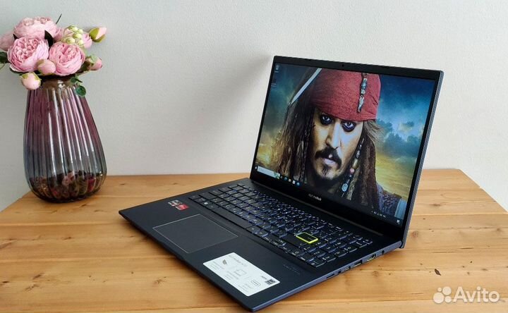 Мощный FHD IPS/4.1Ггц/16гб DDR4/SSD/8 ядер