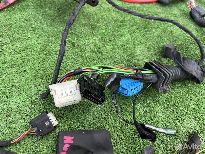 Проводка лонжерона правый BMW F01 F02
