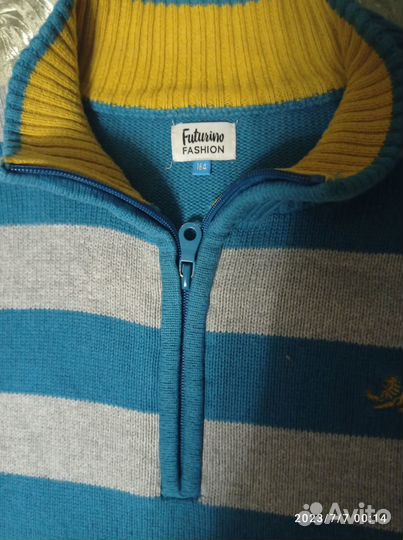 Свитер детский