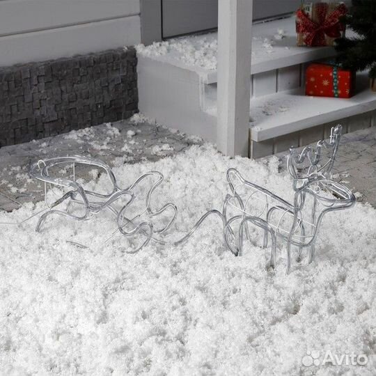 Новогодний олень светящийся