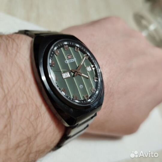 Мужские наручные часы orientneo 70'sUG1U002F