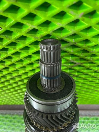 Вторичный вал МКПП в сборе Ford Focus 3