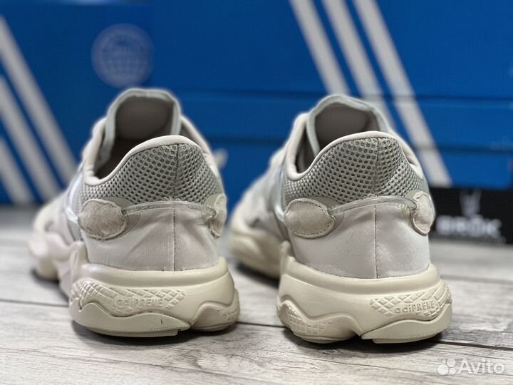 Кроссовки Adidas Ozweego великаны