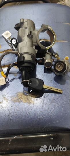 Замок зажигания личинки Kia Rio 3 Hyundai Solaris