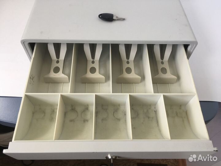 Ящик для денег б/у