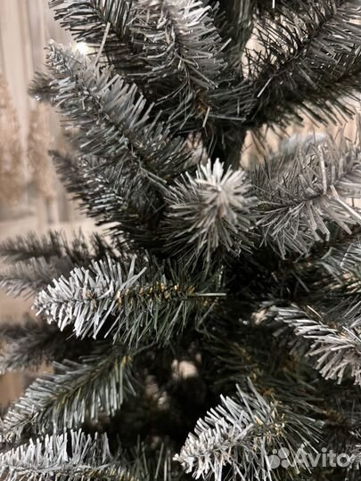 Елка искусственная