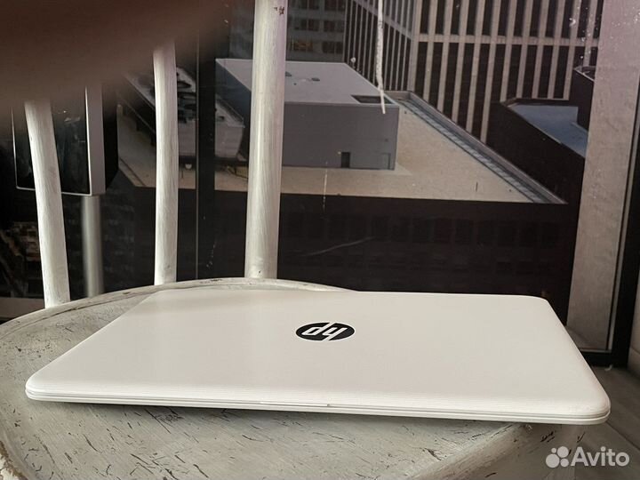 Ноутбук HP 14-ax007ur
