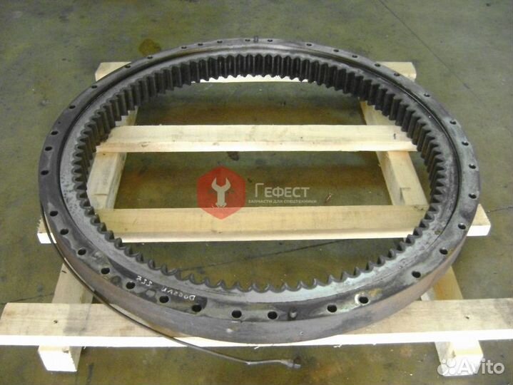 Опорно-поворотный круг CAT 330DFM