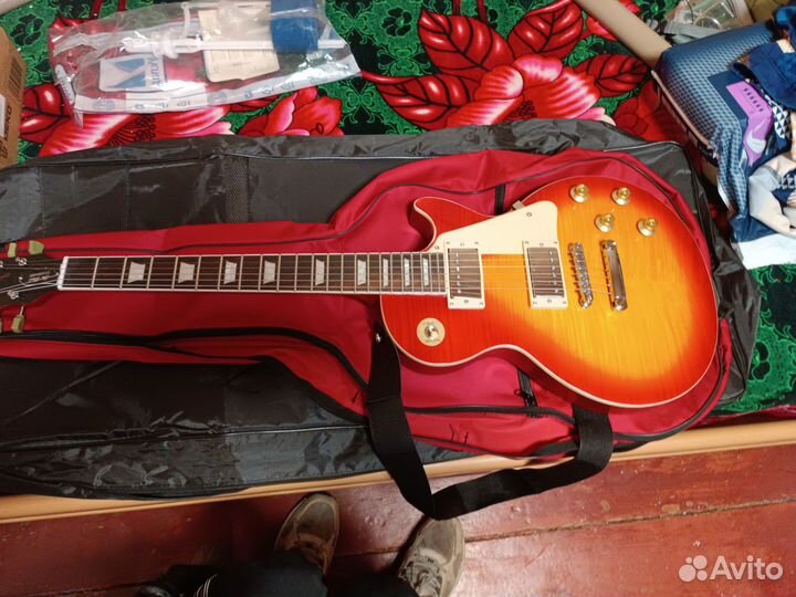 Электрогитара