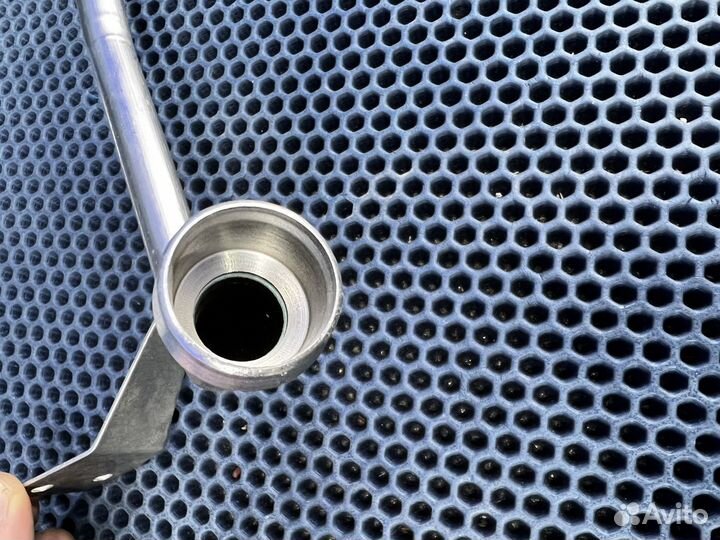 Трубка егр EGR Volkswagen Touareg 3.2