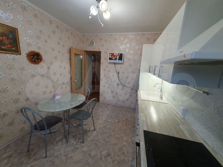 2-к. квартира, 51 м², 9/10 эт.