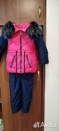 Зимний комбинезон для девочки