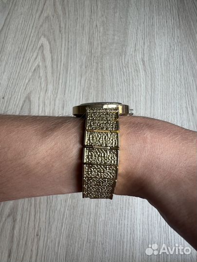 Наручные часы versace Оригинал