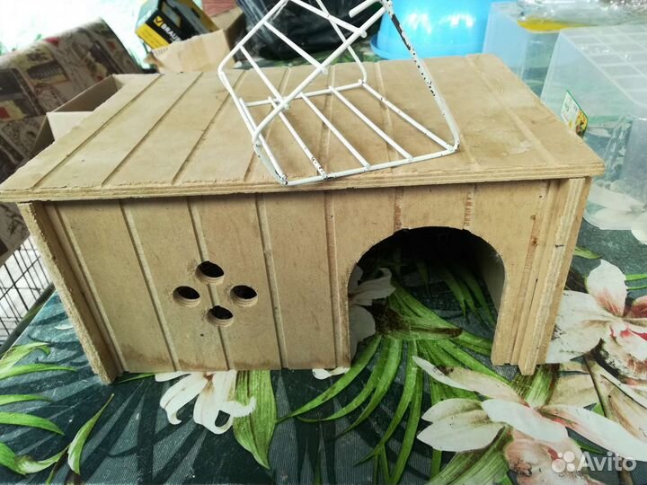 Домик для декоративных кроликов