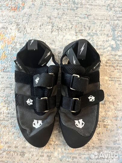 Скальные туфли