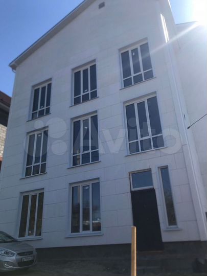 Продажа здания в центре поэтажно, 854.4 м²