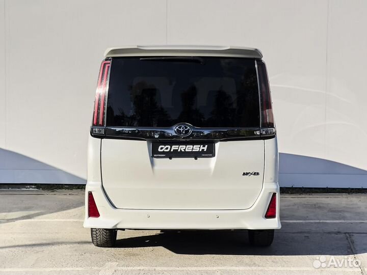 Toyota Noah 2.0 CVT, 2019, 133 317 км