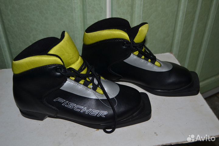 Лыжные беговые ботинки fisher