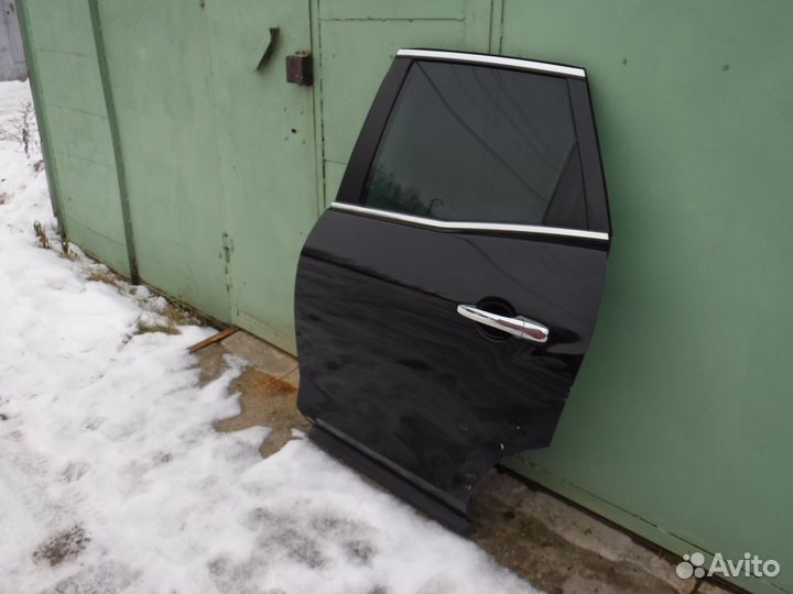 Дверь задняя левая Mazda CX-7 cx7 Мазда сх7