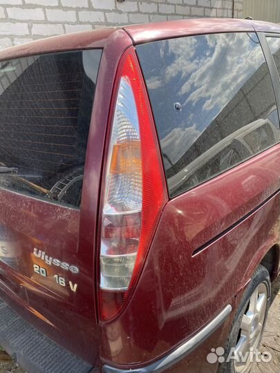 Фонари задние Fiat Ulysse